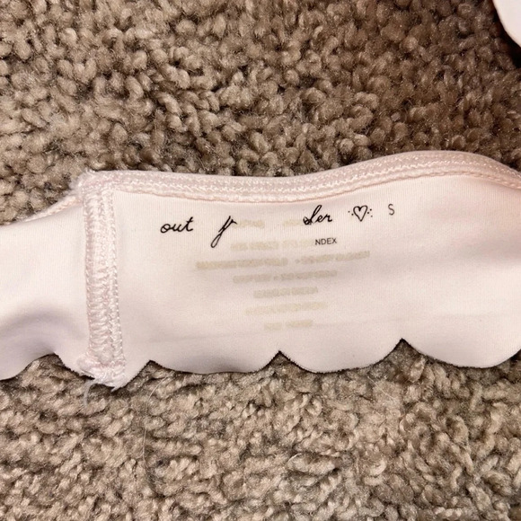 Urban Outfitters Out From Under Ayden Scallop Triangle Bra White Bralette - Picture 3 of 3